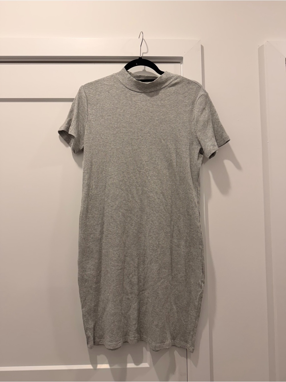 H&M Light Gray Ribbed Mock Neck Mini Dress